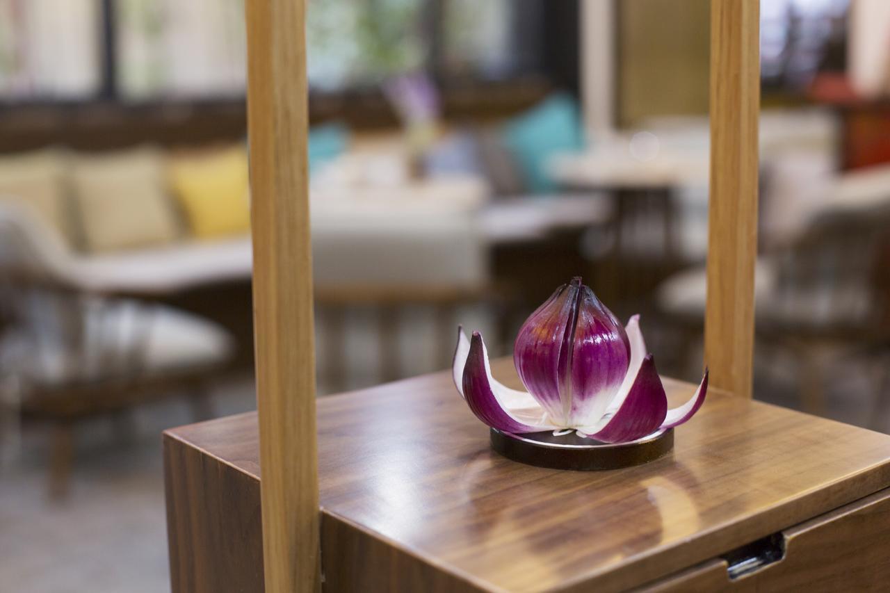 Fenghuang Poshan Inn Фенян Екстериор снимка
