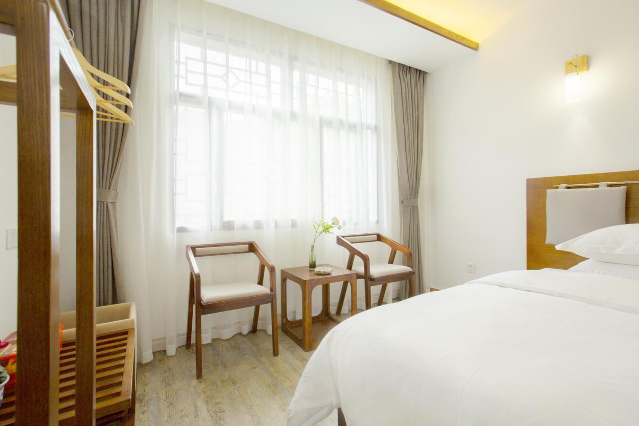 Fenghuang Poshan Inn Фенян Екстериор снимка