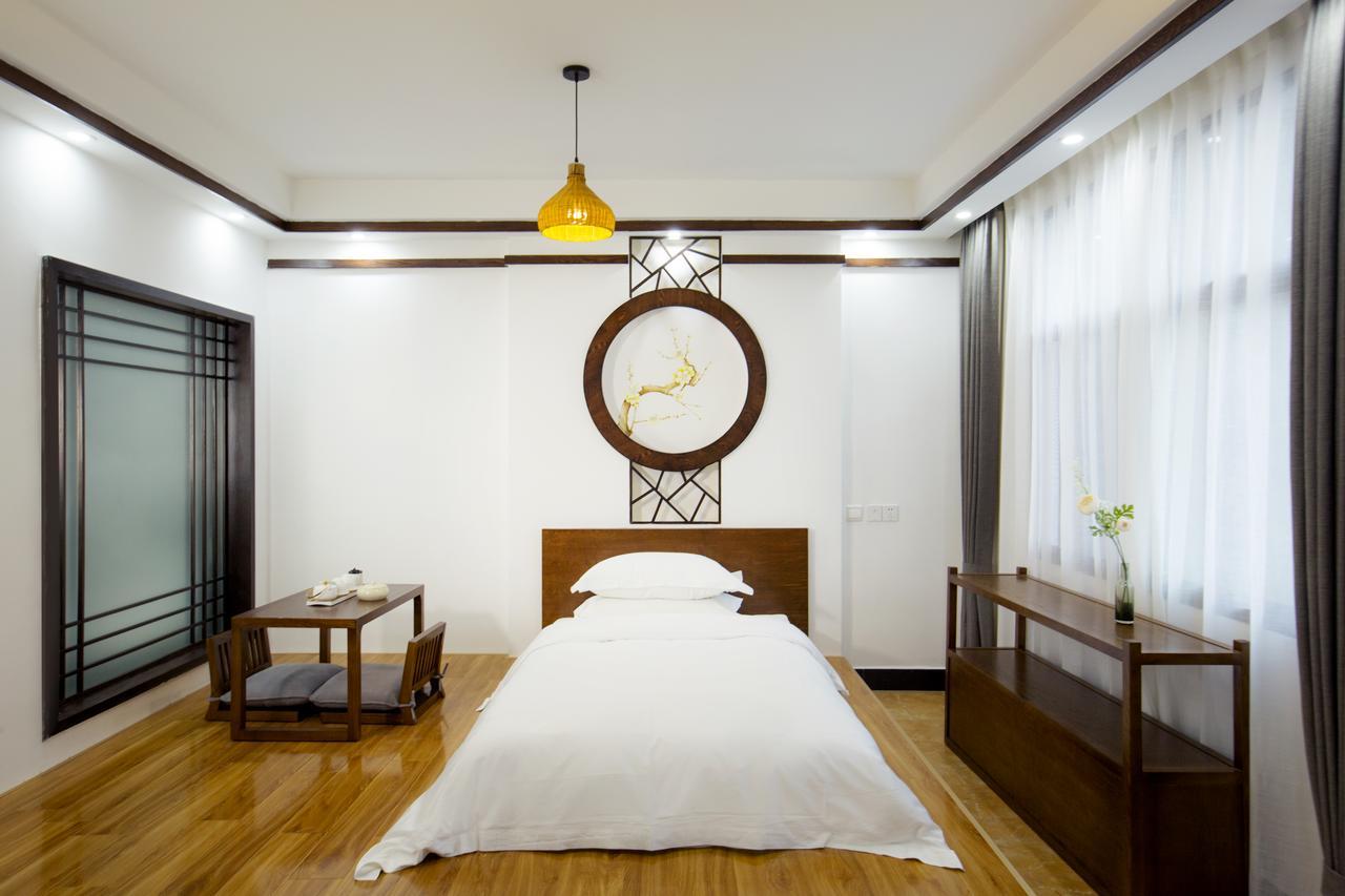 Fenghuang Poshan Inn Фенян Екстериор снимка