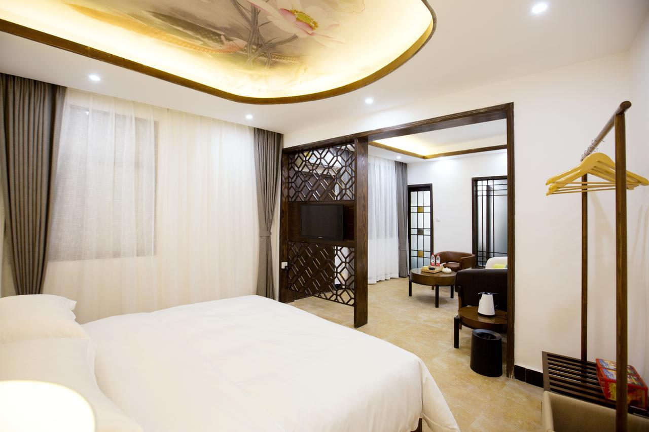 Fenghuang Poshan Inn Фенян Екстериор снимка